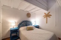 Maisonnette, in the middle of the pines, 5 mn walk to the beach, near Hossegor
