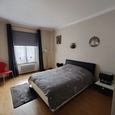 Bel Appartement Emplacement Idéal en Centre Ville, Proche Thermes et Commerces