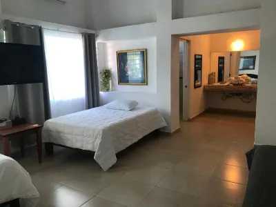 Family home with private pool one block from the beach Hotel a 