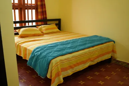 "Welcome to Malabar Serenity: Where Tradition Meets Tranquility" Отели рядом с достопримечательностью «Uchatthu Kayam Riverside Picnic Spot»