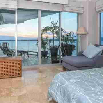 Beachfront Condo in Nuevo Vallarta Rooms