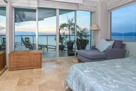 Beachfront Condo in Nuevo Vallarta