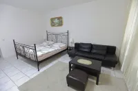 City Apartment 1 - Located directly in the pedestrian zone and Brühl Palace Park