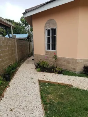 Belmopan Royal Villa Hotel di 