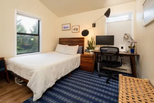 2-bedroom condo in downtown Jackson