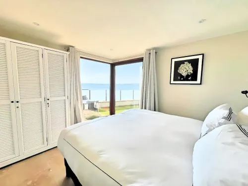 Villa Marsa les Pieds Dans L'eau, Pointe Croisette, Palm Beach