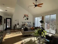 Charming 3-bedroom country house in East Hampton with AC, WiFi, backs up to park