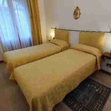 Ca Pavoni first floor near San Marco Rooms