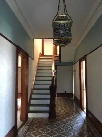 Spacious 5-bedroom house in marvelous Saint John with WiFi Отели рядом с достопримечательностью «Reed's Point Lighthouse»