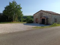 Gîte FABEL HAUT 300 metres from the GR65