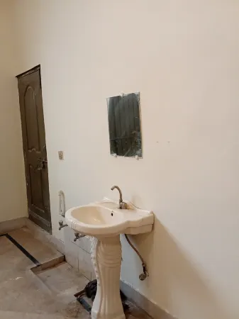 Small Furnished Home With One Large Bedroom