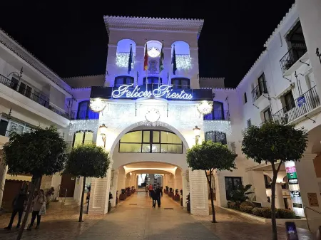 Casa Sunrisa everything new Villa with sea & mountain views