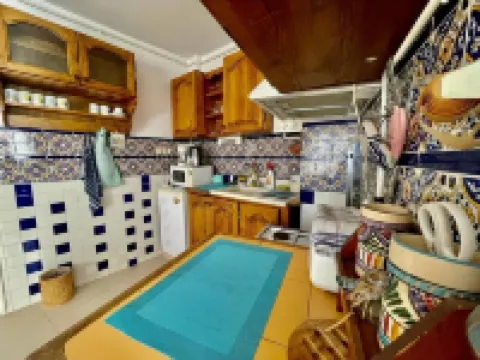 Cozy penthouse with sea view close to the medina and the beach!