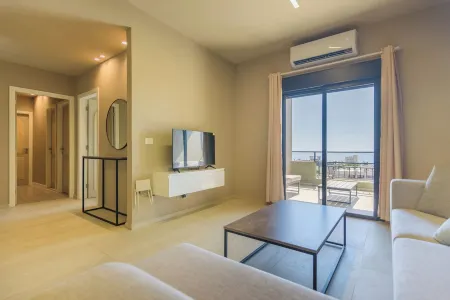 Soukside Haven 3BR 24/7 Electricity Отели в г. Batroun