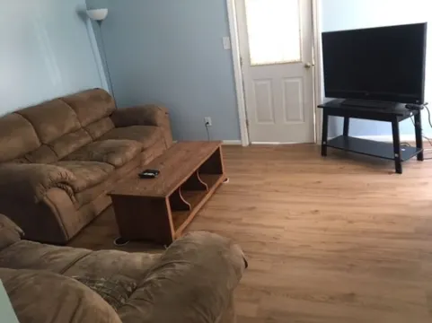 4-bedroom Apartment on Hampton Beach Strip