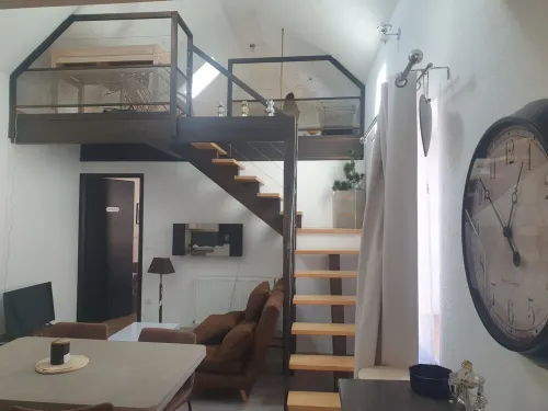 Cosy, newly renovated gîte, very close to the town center but in a quiet location Hotels in Pontarlier