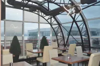 The Lonsdale Quay Hotel Hotels in North Vancouver