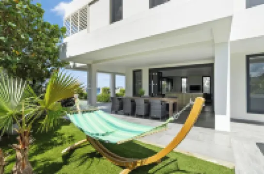 Villa Thirty Four - Luxurious villa located on the Boulevard. Hotels in 