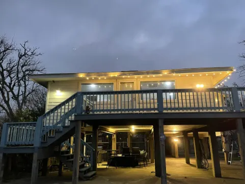 Charming Waterfront House w/ Private Fishing Pier