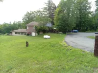 Large 7B/3B Villa w/Indoor Pool, Hot Tub, Slps 16 Hotels in Woodridge