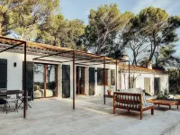 3-bedroom villa in fabulous La Colle-sur-Loup with AC, WiFi Hotel in zona Saint Paul de Vence (Pavement)