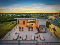 North Topsail Beach / Ocean Views, Hot Tub & Rooftop