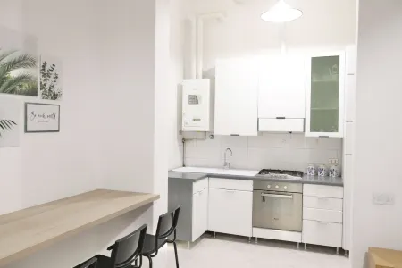 Adorable house just minutes from Central Milan. Отели в г. Саронно