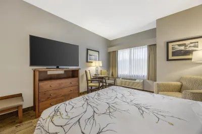 Best Western Plus Columbia River Inn Hotels near Walking Man Brewing