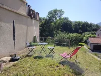 Fully-equipped private room in volcano country Hotels in Massiac