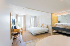 BOBO'S HÔTEL