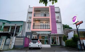 Sans Hotel Fiffa Premiere Malang