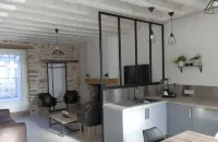 Gite for 6 to 8 people, all renovated with Jacuzzi, 20 minutes from puy du fou