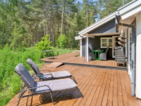 "Signe" - 850m from the Sea