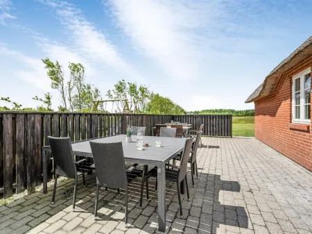 "Birette" - 1.2km from the sea