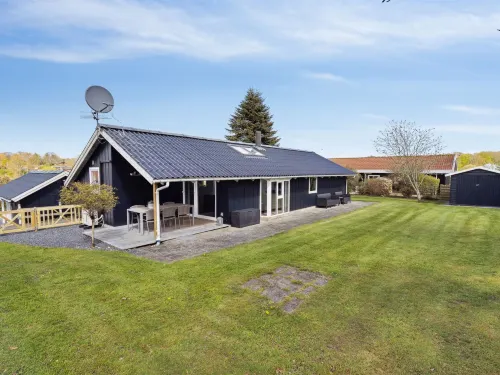 "Petrus" - 750m from the Sea Hotels in Hejls