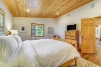 Sunny Cabin: 1 Mi to Tahoe Donner Resort! - Balkon
