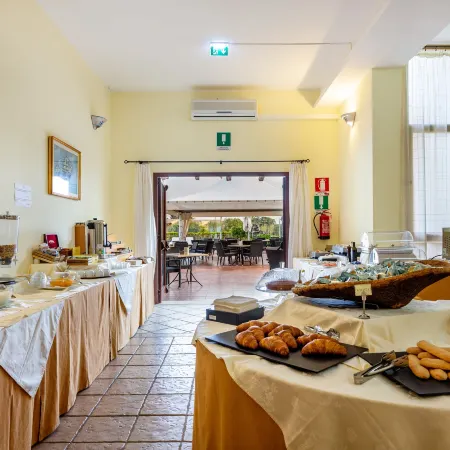 Hotel le Mimose Отели в г. Сан-Теодоро