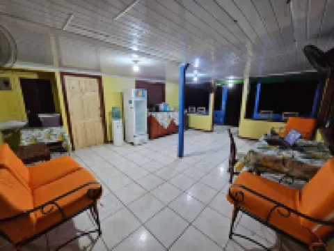 Cabinas Miss Miriam 2 Hotels in Colorado