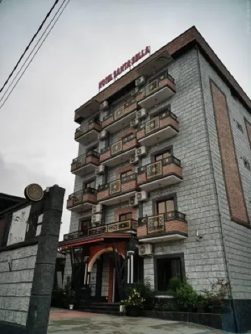 โรงแรม ซานตา เบลลา