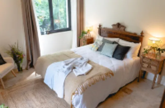 Gîtes au Pied des Cévennes - Domaine les Terres Aoyama