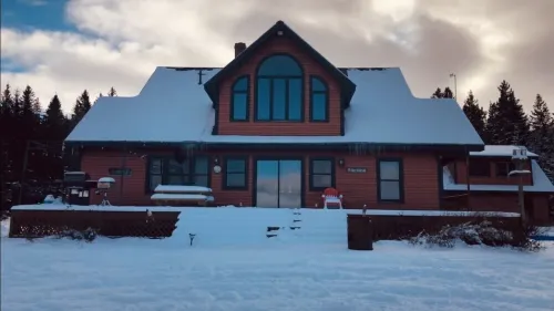 4 Br Mountain View Adventure on 15 Acres