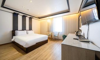 Tongyeong Hotel Ramada