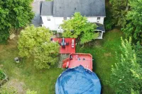 Wallkill 4BR Retreat Large Yard Pet Friendly Hotels in Shawangunk