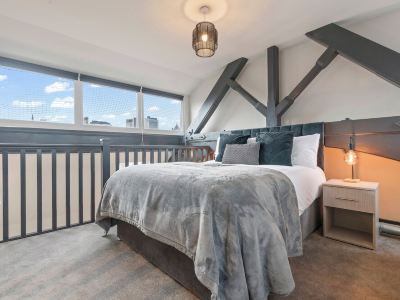Cosy Mezzanine Apartment Leeds City Centre
