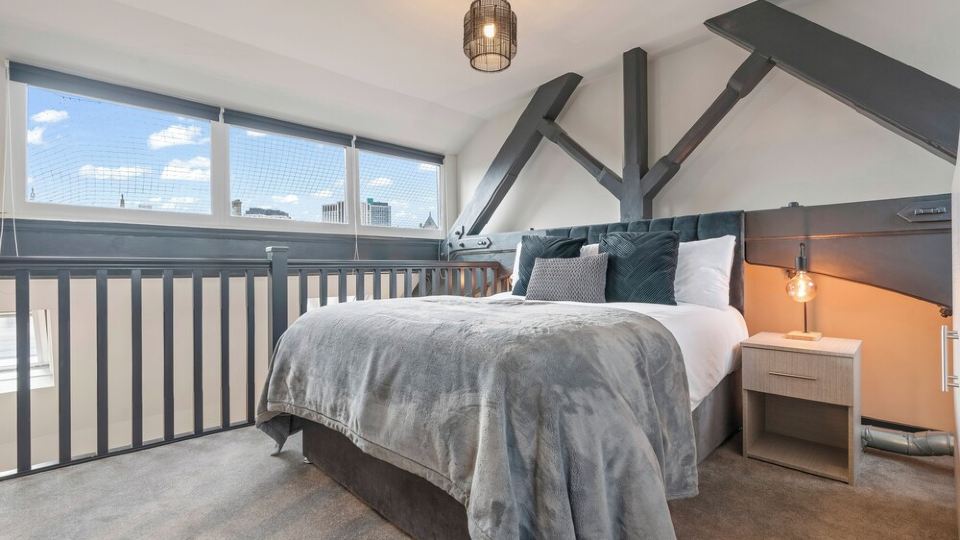 Cosy Mezzanine Apartment Leeds City Centre