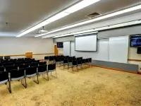 Livinn Hotel Cincinnati North/ Sharonville Hotels in Springdale