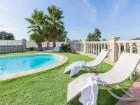Serene Villa with Pool and Outdoor Dining - Villas