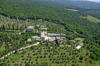 Charming Villa in Tuscany with Pool & Views