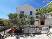 Apartments Knego - One Bedroom Apartment with Balcony and Sea View Hotels in Mlini