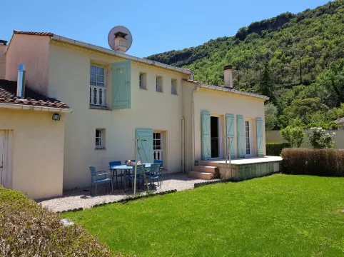 Villa in la Tour-Sur-Orb with Pool & Garden